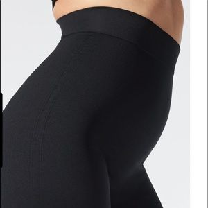 Blanqi postpartum and nursing support leggings